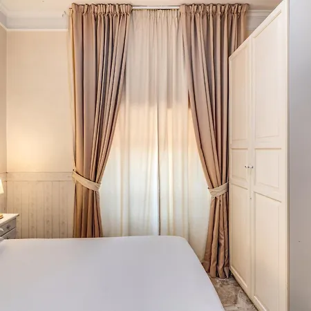 Orazia Hotell 3*