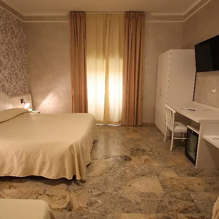 Orazia 3* Rome