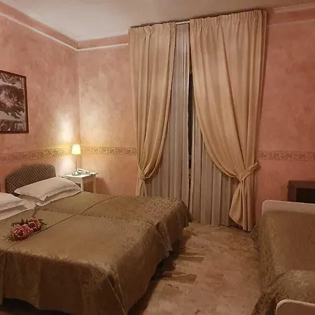 Orazia Szálloda 3*