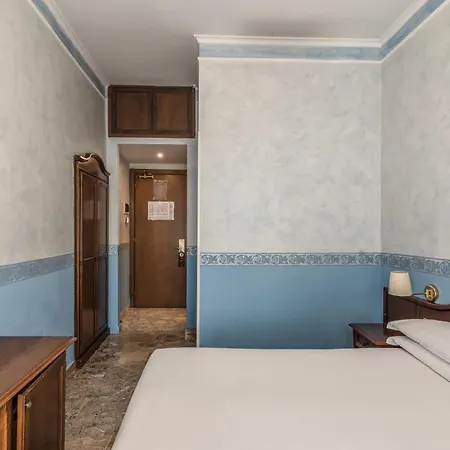 Orazia 3* Róma